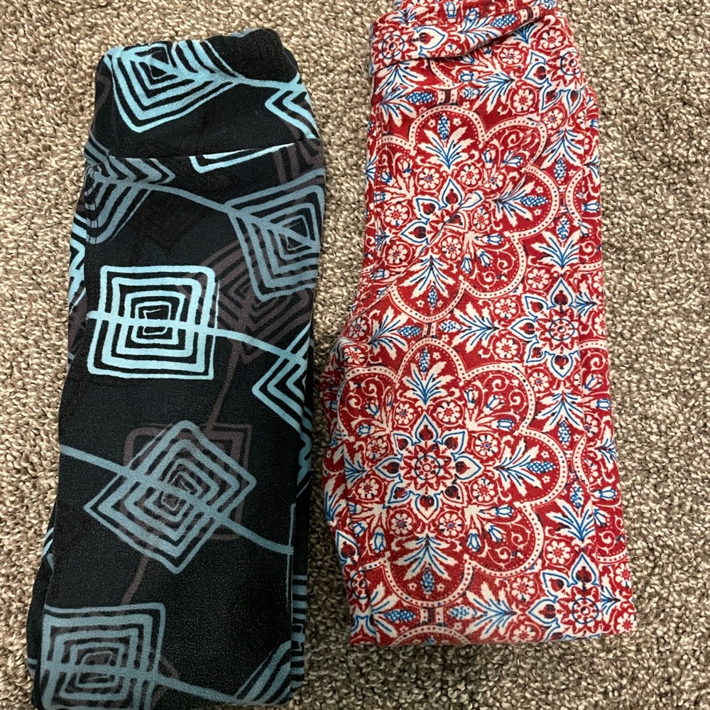 LuLaRoe set of 2 girls leggings (size S/M- 2-8)